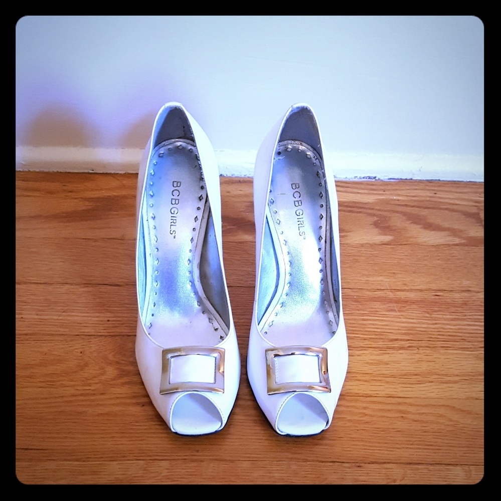 BCBG - White patent peep toe heels